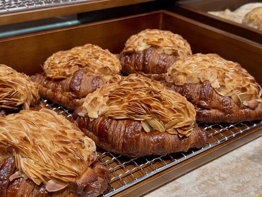 AOP杏仁可颂 商品图0