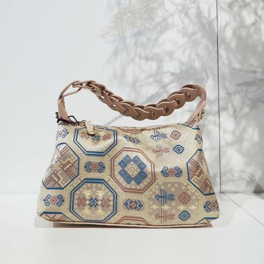 壮锦-米色蟒龙纹小手提包 商品图0