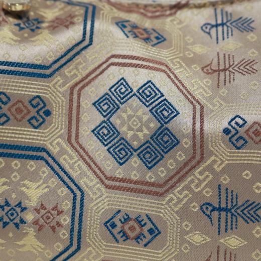 壮锦-米色蟒龙纹小手提包 商品图1