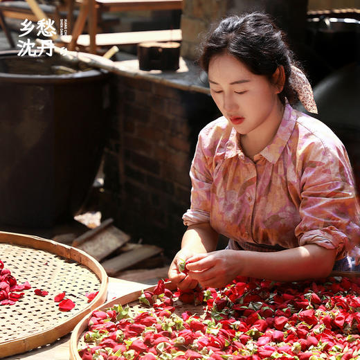 【无添加玫瑰鲜花饼】有机头水玫瑰鲜花饼鲜做现发老手艺1盒50g*8 商品图3