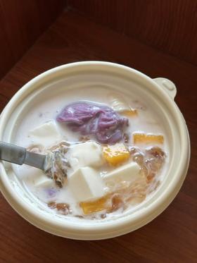 豆奶冻全家福（收到立即食用）