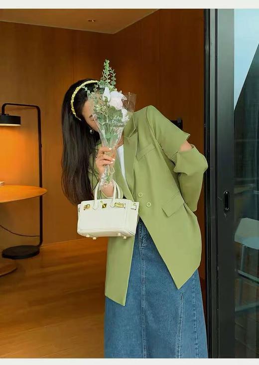 参与8折活动！超级福利【诗铭洛可】2026XCA459西服外套四粒扣大码胳膊镂空遮肚显瘦遮肉西服女 商品图1