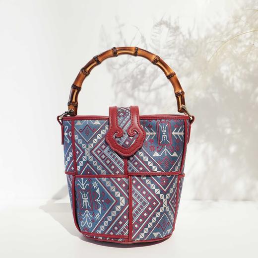 壮锦-黑色四燕纹水桶手提包 商品图4