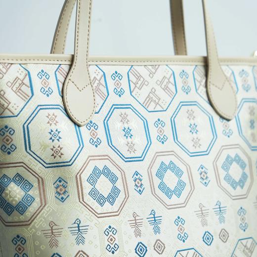 壮锦-米色蟒龙纹托特包 商品图1