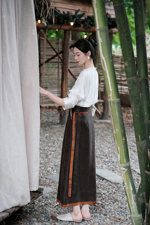 盛唐婧 |真丝香云纱直筒一片裙 商品图3