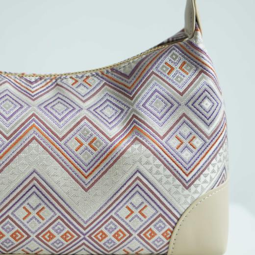 壮锦-杏黄色几何纹单肩包 商品图7