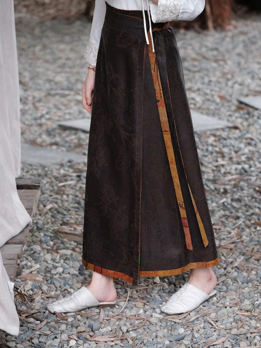 盛唐婧 |真丝香云纱直筒一片裙 商品图4