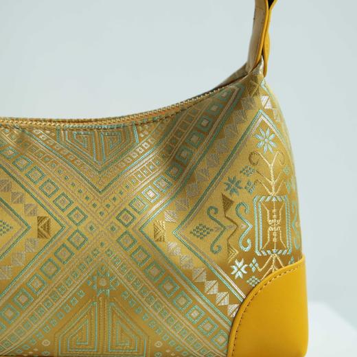 壮锦-杏黄色几何纹单肩包 商品图5