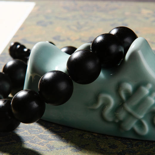 明代乌木家具老料制手串（圆珠直径1.5厘米） 商品图7