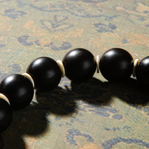 明代乌木家具老料制手持（圆珠直径1.5厘米，配猛犸隔片） 商品图3