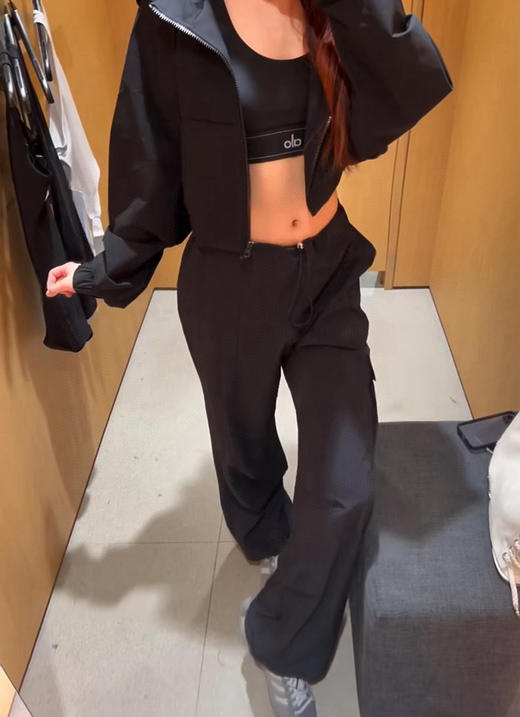 526-2 渠道货 alo 25夏 松紧抽绳 高腰系带 伞兵裤 阔腿休闲裤 工装裤 商品图6