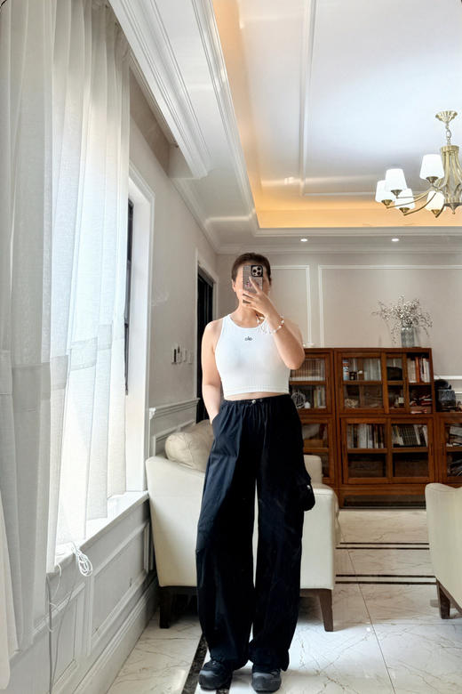 526-2 渠道货 alo 25夏 松紧抽绳 高腰系带 伞兵裤 阔腿休闲裤 工装裤 商品图11