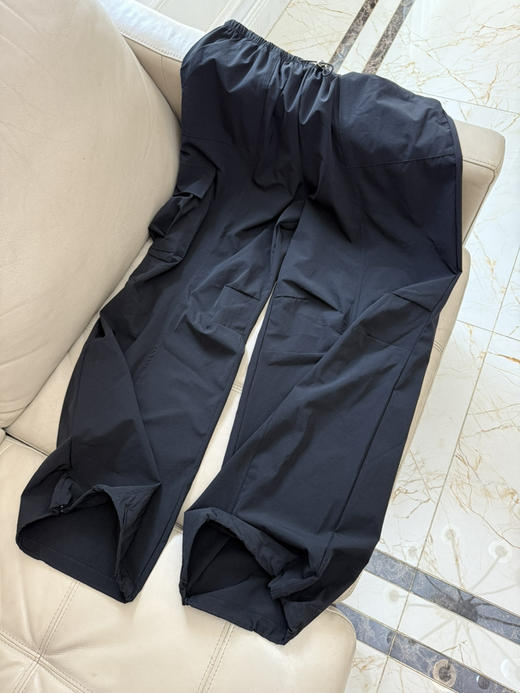 526-2 渠道货 alo 25夏 松紧抽绳 高腰系带 伞兵裤 阔腿休闲裤 工装裤 商品图7