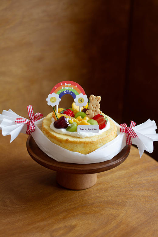 轻飘飘的鲜果蛋糕 商品图0