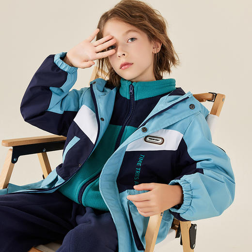 【2025反季抄底清仓】 龙之涵 亲子款一衣三穿冲锋衣&“小盔甲”一衣三穿山系冲锋衣 中大童22年秋冬新款保暖外套 三合一 婴幼儿A类标准 防水防油防污 商品图14