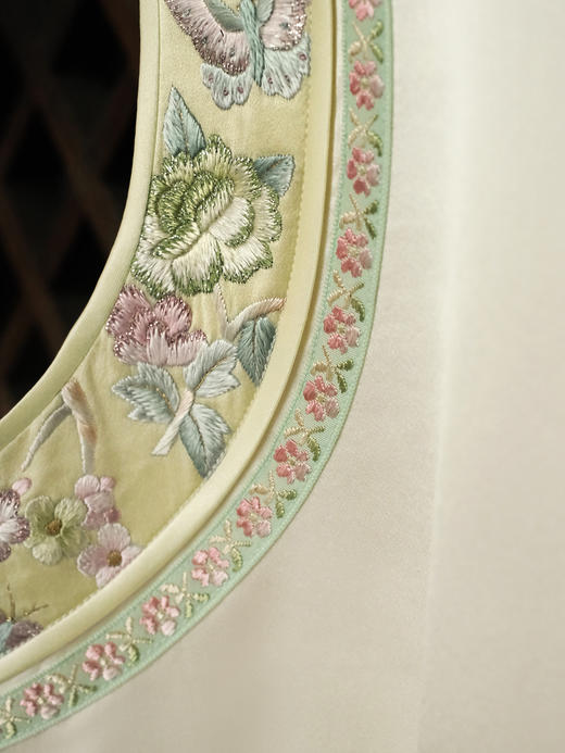 盛唐牡丹大师系列| 重缎手绣牡丹马甲 商品图3