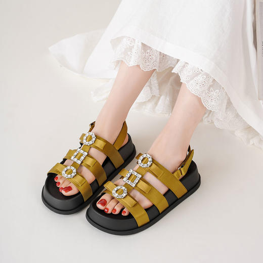 【夏季新款】西村名物2025年夏季新款舒适平底防滑跟脚罗马凉鞋T25BG21021 商品图0