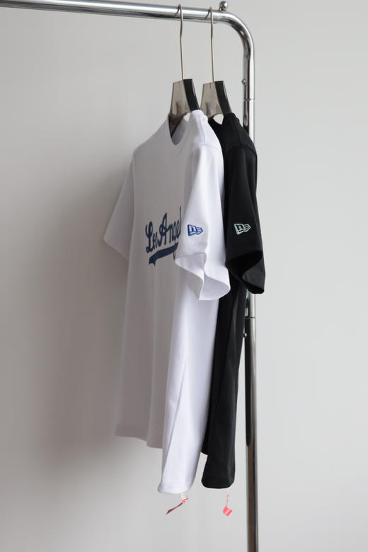 N.ER@ 纽①华 图腾嵌花 情侣款圆领短袖T恤 TX510 商品图3