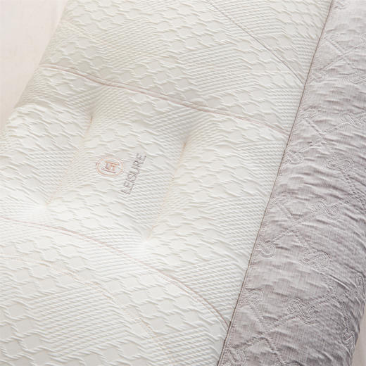 【79元2个】立体压花反牵引护颈枕枕头枕芯 轻养护颈椎护颈枕 商品图9