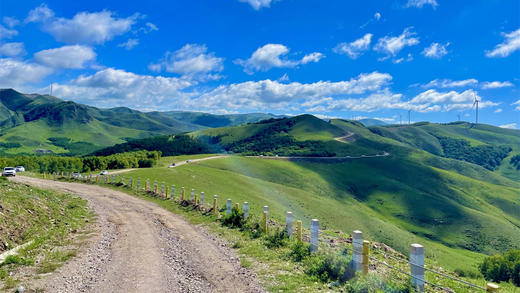 【网红西北 · 甘青大环线8日】西宁+青海湖骑行-黑马河+茶卡盐湖+大柴旦翡翠湖+U型公路+东台吉乃尔湖+水上雅丹 商品图0