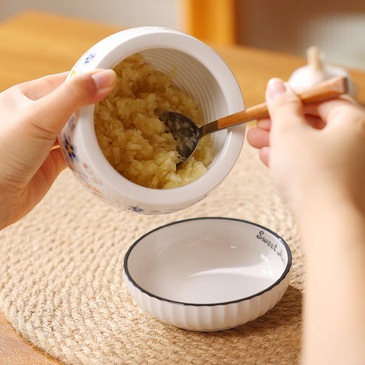 【陶瓷捣蒜器】陶煲王家用环形陶瓷捣蒜器老式厨房神器压蒜泥器高颜值擂钵石臼 商品图4