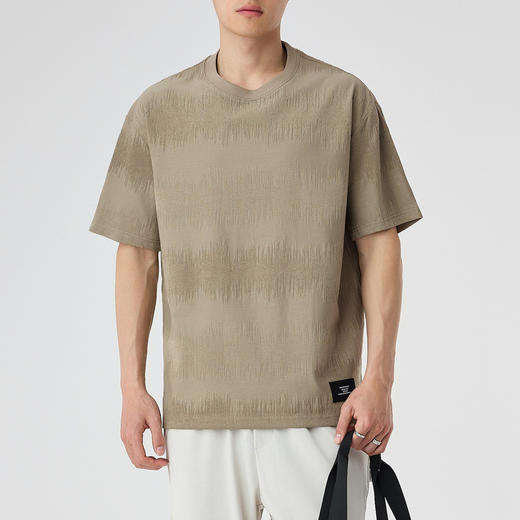 红览 男装浮雕肌理提花短袖t恤男2夏款时尚宽松男士T恤5ZF-71838 商品图3