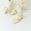 经典鲨2025夏季新品简约露趾后空甜美花朵高粗跟气质凉鞋女KC19-529191 商品缩略图1