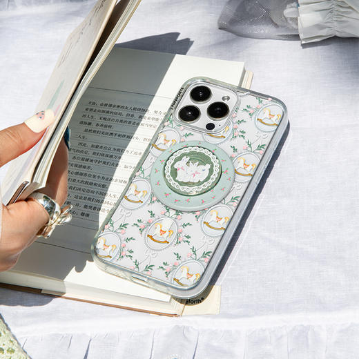 【青青呼吸】摇摆木马 POPCASE手机壳 MagSafe Popcase磁吸款 透明 动物 拼贴 iPhone17/16/15/14/13 商品图1