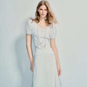 玛克门店发货：精致浪漫感网纱堆褶针织衫25夏款气质感上衣女(货号:MF86SW002A1001)