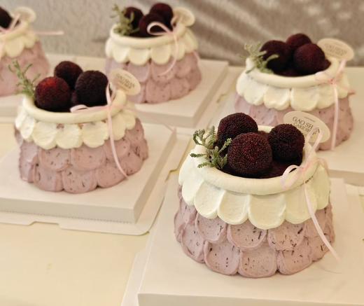 斑斓杨梅龙眼蛋糕 商品图2