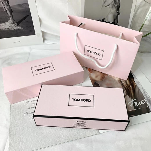 【甄选经典四件套】TF/TomFord香水四件套礼盒 失落樱桃&荆刺玫瑰&乌木沉香&白麝香 7.5ml*4 新期效 商品图4