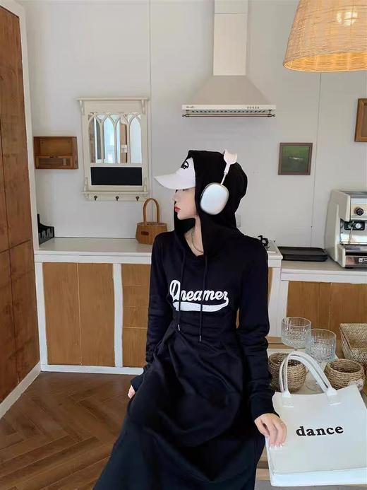 【诗铭洛可】XC7664连衣裙长袖连帽字母中裙 商品图3