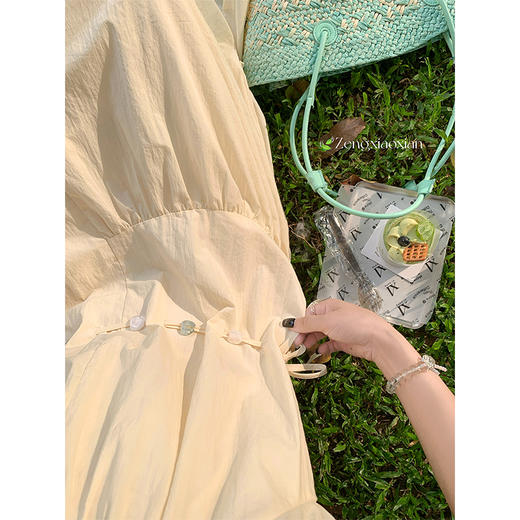 <曾小咸推荐>度假风方领绝美长款减龄连衣裙 商品图3