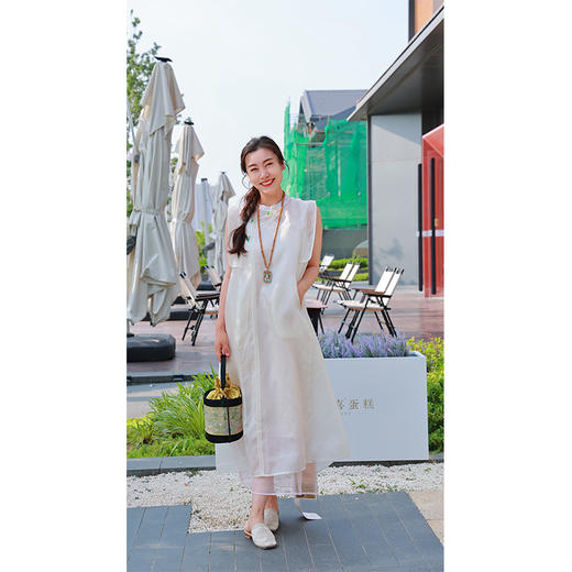 【抖音专属】明月珰-改良宽松连衣裙（22707339D-山矾） 商品图3