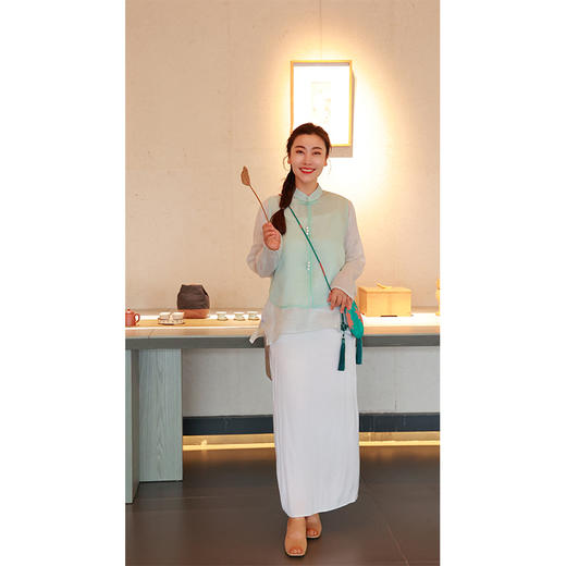 【抖音专属】圆摆马甲（24704311-天缥） 商品图4