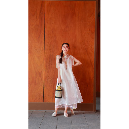 【抖音专属】明月珰-改良宽松连衣裙（22707339D-山矾） 商品图0
