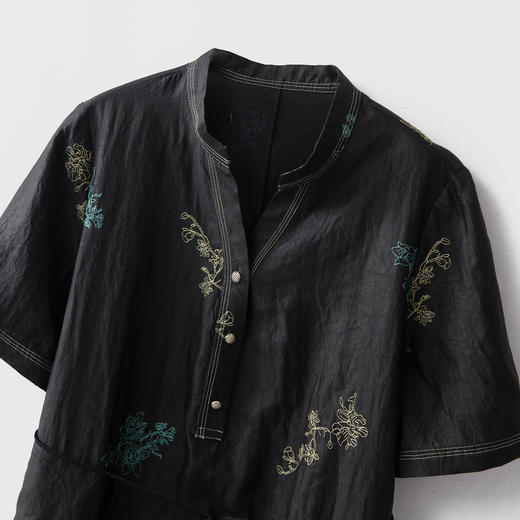 丁摩 真丝香云纱刺绣V领中长裙女奢华老龟纹100桑蚕丝短袖连衣裙夏5ZF-52046 商品图2