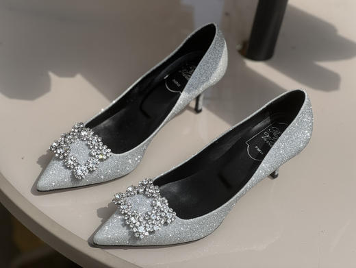 611-1女人梦想中的高跟 阿V璀璨方扣小高跟 商品图1