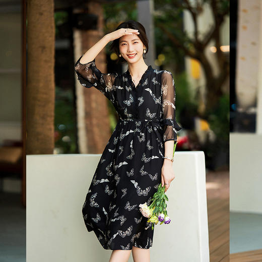 丁摩夏季新品女装V领蝴蝶印花花边真丝连衣裙配腰带气质显瘦AL90192 商品图0
