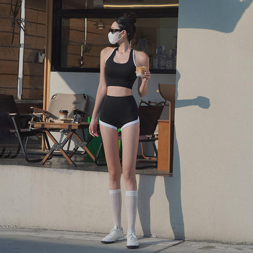 Beemen新款瑜伽文胸背心 工字背设计展露线条 固定杯胸垫中低强度运动背心 商品图4