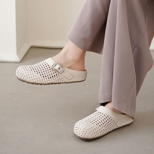 【夏季新款】西村名物2025年夏季新款舒适平底包头后空拖鞋T25AH16381 商品图5