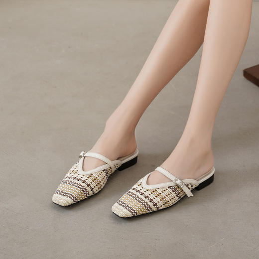 【夏季新款】西村名物2025年夏季新款舒适平底小尖头舒适优雅后空拖鞋T25AH16621 商品图3