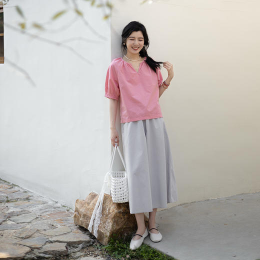 绽放旅行女装356朵/汉麻棉凉爽V领褶皱短袖小衫清凉透气衬衫女 商品图1