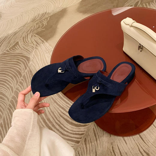 ‼️超级好看的多巴胺【人字夹趾流苏外穿凉拖鞋】超防滑！海边度假，日常搭配也好看🔥 商品图6