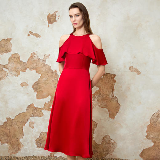 EITIE爱特爱高级优雅荷叶边收腰露肩礼服连衣裙夏新款8277904 商品图1