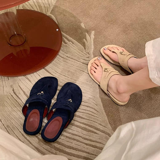 ‼️超级好看的多巴胺【人字夹趾流苏外穿凉拖鞋】超防滑！海边度假，日常搭配也好看🔥 商品图1