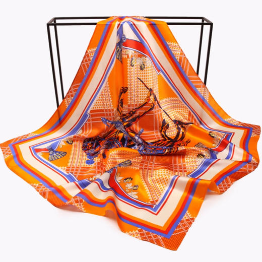 【多样屋专柜】兰之魅艺术金方巾丝巾100%优质桑蚕丝 多花色任选70*70cm 商品图0