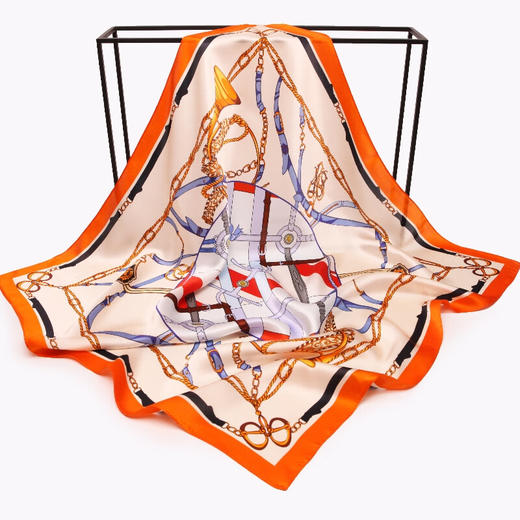 【多样屋专柜】兰之魅艺术金方巾丝巾100%优质桑蚕丝 多花色任选70*70cm 商品图4