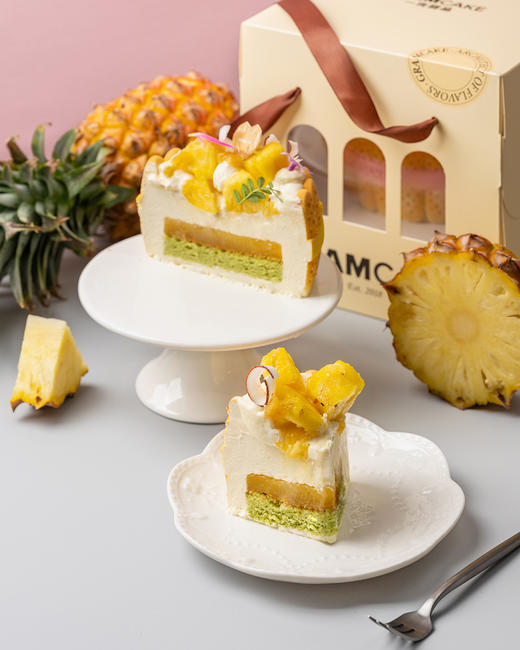鲜果夏洛特凤梨慕斯生日蛋糕 商品图4