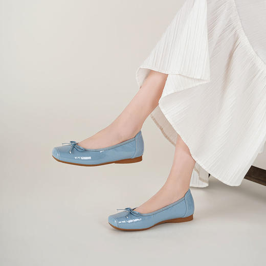 西村名物2025年秋季新款舒适平底蝴蝶结饰扣优雅百搭浅口单鞋T25CE39231 商品图4